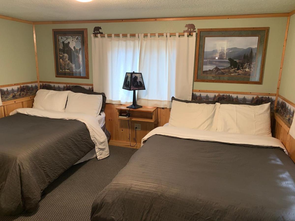 פינקל Glacier Haven Inn מראה חיצוני תמונה