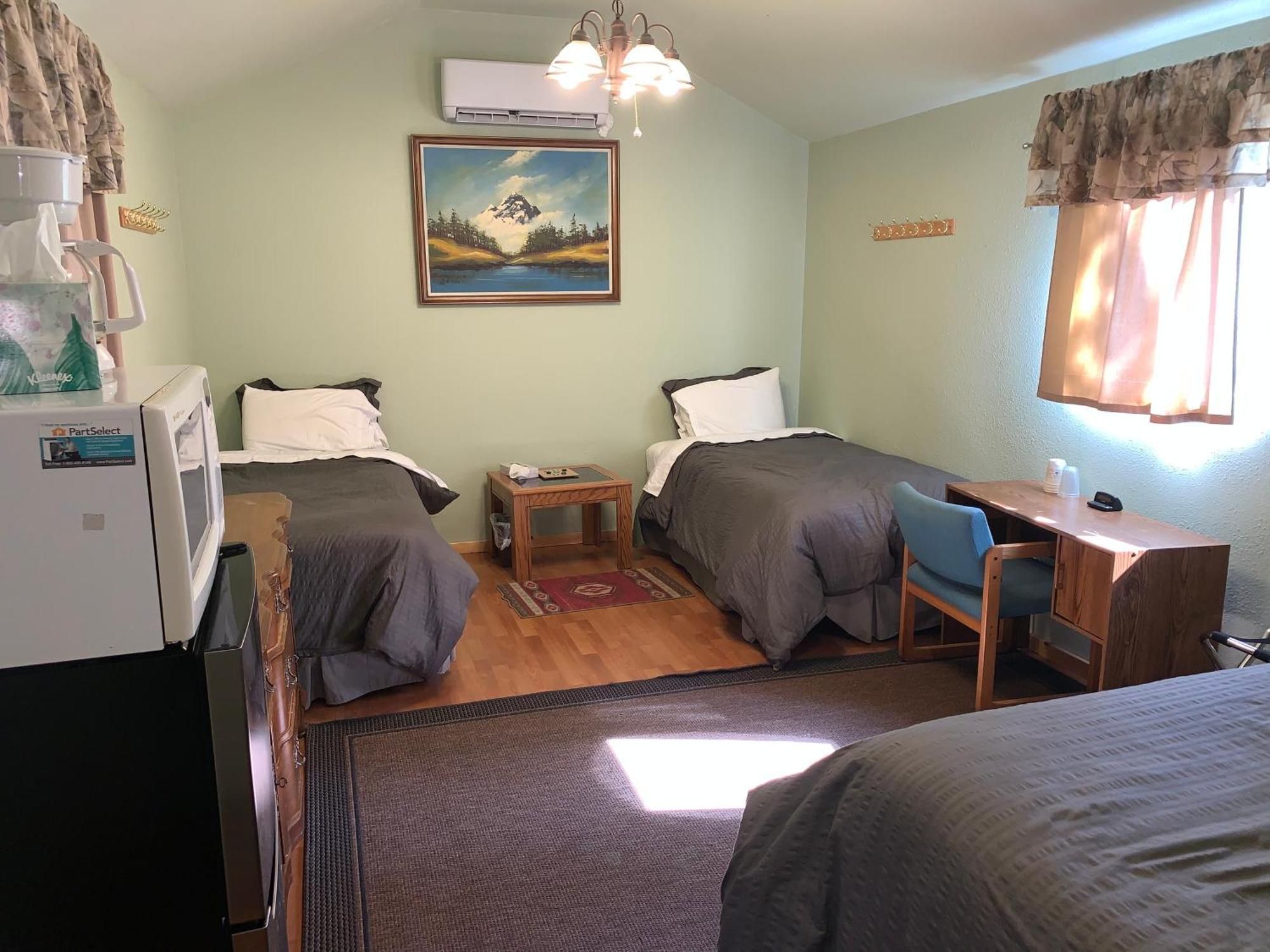פינקל Glacier Haven Inn מראה חיצוני תמונה