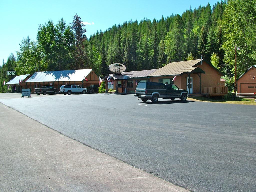 פינקל Glacier Haven Inn מראה חיצוני תמונה